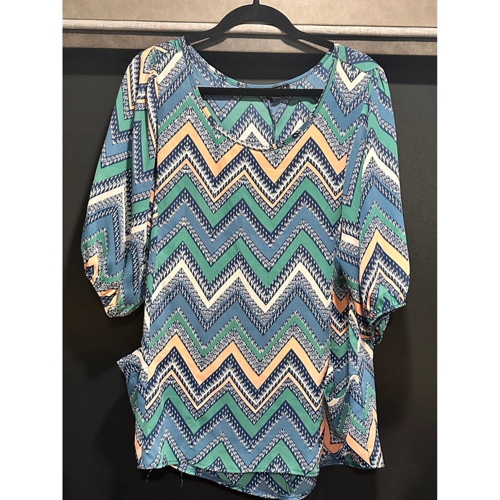 Living Doll Los Angeles Womens XL Blue Teal Chevron Ikat 3/4 Sleeve Blouse Top